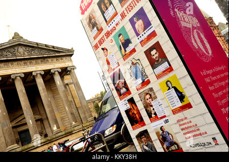 Beehive Inn Grassmarket Edinburgh Festival Stock Photo