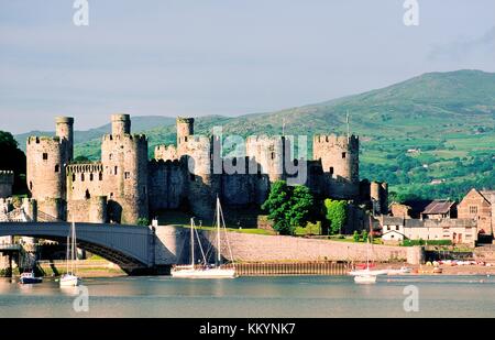 Mediaeval Conwy Castle, built by King Edward 1, on the River Conwy, Snowdonia, in the Gwynedd region of north Wales, UK Stock Photo