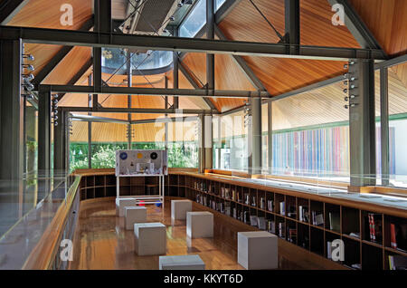 Stirling Book Pavilion at the Venice Biennale Gardens, architects Stirling and Wilford, inaugurated 1991 Stock Photo