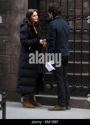 NEW YORK, NY - OCTOBER 31: Leighton Meester Penn Badgley is seen on the set of the TV show 'Gossip Girl' on location in Manhattan.  on October 31, 2011 in New York City.   People:  Leighton Meester Penn Badgley Stock Photo