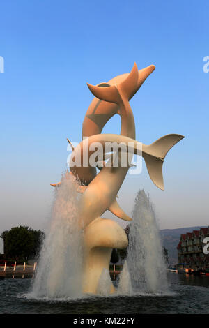 Sunrise over the the Rhapsody sculpture, Waterfront park, City Art Trail, Kelowna City, Okanagan valley, British Columbia, Canada. Stock Photo