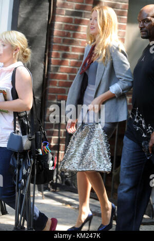 NEW YORK - AUGUST 03:  Blake Lively  is seen on the set 'Gossip Girl' in Manhattan on August 3, 2009 in New York City   People:  Blake Lively Stock Photo