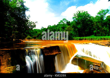 Kaeng sopha waterfall in Thung Salaeng Luang National Park, Phitsanulok, Thailand Stock Photo