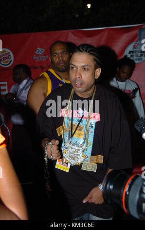 MIAMI - OCTOBER 10: Benzino arrives at the 2004 Source Hip-Hop Music Awards at the James L. Knight Center October 10, 2004 in Miami, Florida.   People:  Benzino Stock Photo