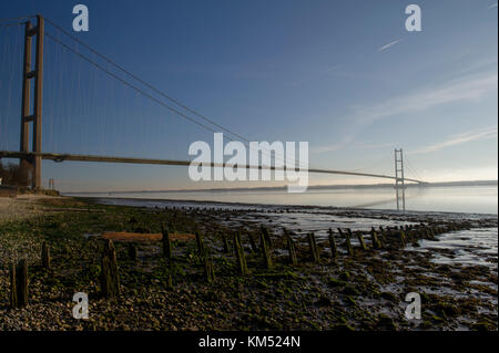 The Humber Bridge near Hull is a single span suspension bridge over the Humber estuary connecting East Yorkshire and North Lincolnshire Stock Photo