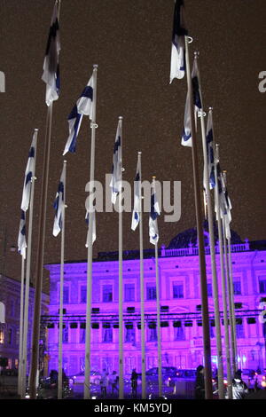 Market Square, Helsinki, Finland. 05th Dec, 2017. Hundred Finnish flags memorate Finland's 100 years of independence on 6th December. Credit: Heini Kettunen/Alamy Live News Stock Photo