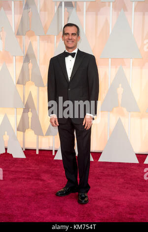 HOLLYWOOD, CA - FEBRUARY 22:  Mayor of Los Angeles, Eric Garcetti attendst the 87th Annual Academy Awards at Hollywood & Highland Center on February 22, 2015 in Hollywood, California.   People:  Mayor of Los Angeles, Eric Garcetti Stock Photo