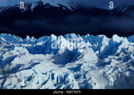 Perito Moreno Glacier, Parque Nacional Los Glaciares (World Heritage Area), Patagonia, Argentina, South America