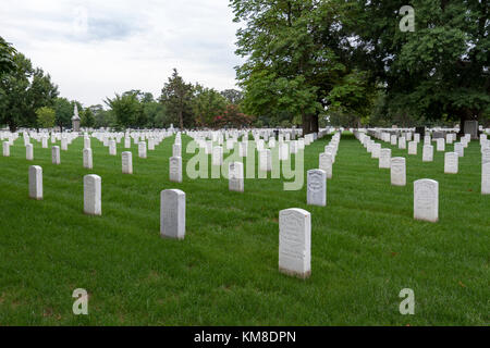 General view across headstones in the Arlington National Cemetery, Virginia, United States. Stock Photo