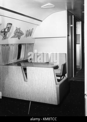SAS DC 8 33 Interior and design before delivery, cabin and seats, new decor (4) Stock Photo