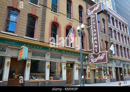 Chicago, Illinois - July 16, 2017: The Berghoff Restaurant on West Adams Street, The Loop district, Chicago, Illinois, USA. Was opened in 1898 by Herm Stock Photo