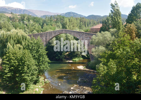 old bridge of Sant Joan de les Abadesses, Ripolles, Girona province, Catalonia,Spain Stock Photo