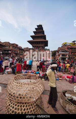 Bustling market in front of Nyatapola Temple in Taumadhi Square, Bhaktapur, Nepal Stock Photo