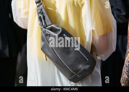 Aigner bag clearance man