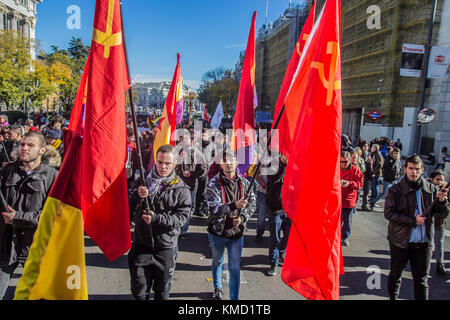 Madrid, Spain. 06th Dec, 2017. Madrid 6 december 2017 left wing republican spanish demonstrators against the king of Spain Credit: Alberto Sibaja Ramírez/Alamy Live News Stock Photo