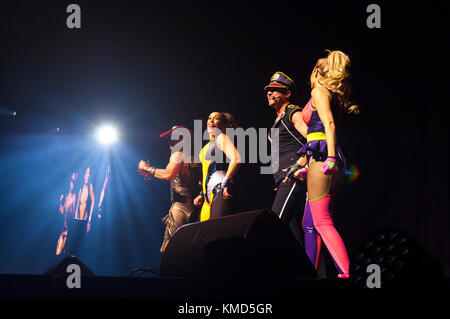 Robin Pors, Kim Sasabone, Donny Latupeirissa, Denise Post-Van Rijswijk