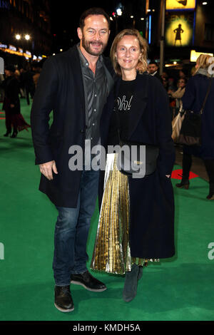 Jason Isaacs and wife Emma Hewitt attending the UK Premiere of Molly's Game, at Vue West End, Leicester Square, London. PRESS ASSOCIATION Photo. Picture date: Wednesday December 6, 2017. Photo credit should read: Jonathan Brady/PA Wire Stock Photo