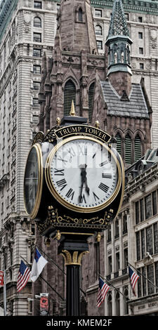 Trump Tower clock, Fifth Avenue Presbyterian Church, 56 th street, Manhattan, New York Stock Photo