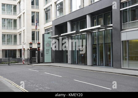 The Rolls Building is a judicial court complex on Fetter Lane in the City of London that is used by the High Court of Justice (one of the Senior Court Stock Photo