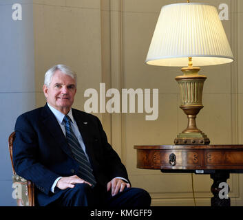 Prague, Czech Republic. 07th Dec, 2017. New U.S. Ambassador Stephen B. King speaks with journalists in Prague, Czech Republic, December 7, 2017. Credit: Michal Krumphanzl/CTK Photo/Alamy Live News Stock Photo