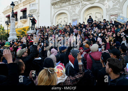 People protest against Israel and President Donald Trump in front of a ...