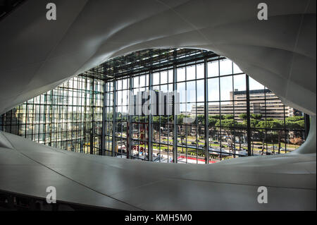 Rome, Italy. 09th Dec, 2017. Internal views of the building 'Nuvola' by Fuksas' architect during the 2017 Book Exhibition, Roma, Italy Credit: Realy Easy Star/Alamy Live News Stock Photo