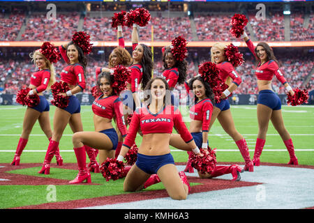 Houston, TX, USA. 10th Dec, 2017. The Houston Texans Cheerleaders perform during the 2nd quarter of an NFL football game between the Houston Texans and the San Francisco 49ers at NRG Stadium in Houston, TX. The 49ers won the game 26-16.Trask Smith/CSM/Alamy Live News Stock Photo