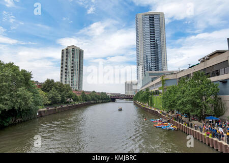 Northern Riverwalk on North Branch Chicago River in Chicago, Illinois Stock Photo