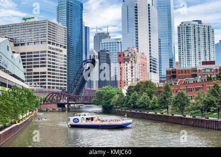 Northern Riverwalk on North Branch Chicago River in Chicago, Illinois Stock Photo