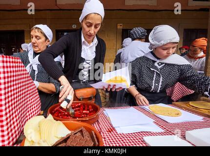 Txistorra, Feria de Santo Tomás, The feast of St. Thomas takes place on ...