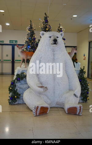 Statue of bear in Harrow shopping centre, London, United Kingdom Stock Photo