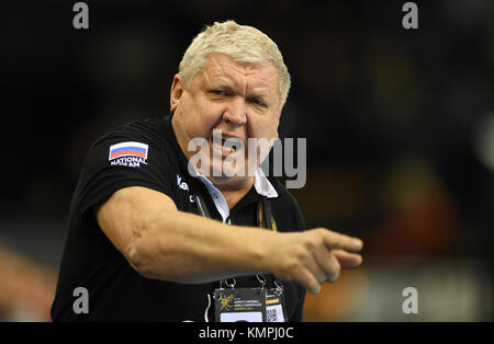 Oldenburg, Germany. 8th Dec, 2017. Russia coach Evgenii Trefilov gestures during the Women's Handball World Championship match between Denmark and Russia at the EWE Arena in Oldenburg, Germany, 8 December 2017. Credit: Carmen Jaspersen/dpa/Alamy Live News Stock Photo