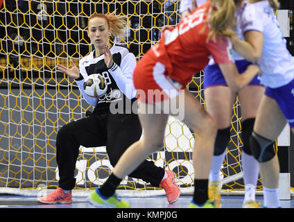 Oldenburg, Germany. 8th Dec, 2017. Russian goalie Elena Utkina blocks a ball during the Women's Handball World Championship match between Denmark and Russia at the EWE Arena in Oldenburg, Germany, 8 December 2017. Credit: Carmen Jaspersen/dpa/Alamy Live News Stock Photo