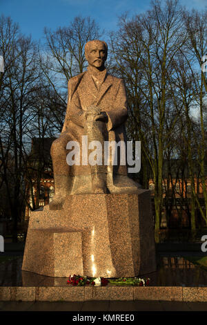 Rainis monument in Riga, Latvia. Rainis was the pseudonym of Jānis Pliekšāns (1865 – 1929), a Latvian poet and playwright. Stock Photo