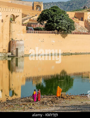 Indian women at the Amber Fort, Amer, Jaipur, Rajasthan, India Stock Photo