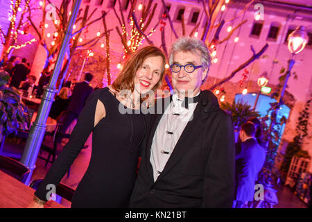 Berlin, Germany. 09th Dec, 2017. Film director Wim Wenders and his wife Donata Wenders celebrating at the after-party of the European Film Awards 2017 in the Stone Brewing in Berlin, Germany, 09 December 2017. Credit: Jens Kalaene/dpa-Zentralbild/ZB/dpa/Alamy Live News Stock Photo