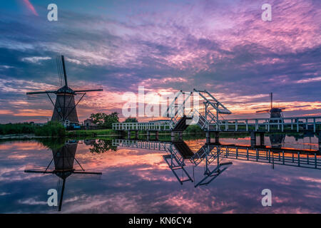 Windmill village Netherlands Kinderdijk