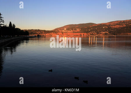 Sunrise over Okanagan Lake, City Park, Kelowna City, Okanagan valley, British Columbia, Canada Stock Photo