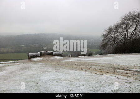 Box Hill, Surrey, UK. 11th December 2017. A light covering of snow at the view point on Box Hill above Dorking Surrey. Credit: Julia Gavin/Alamy Live News Stock Photo