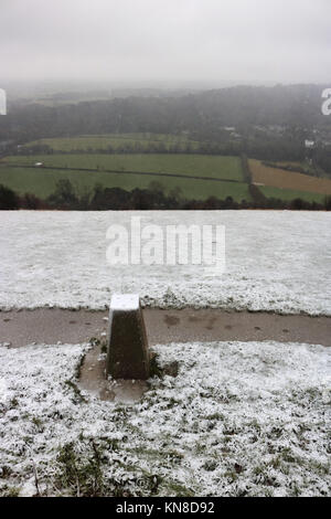 Box Hill, Surrey, UK. 11th December 2017. A light covering of snow at the view point on Box Hill near Dorking Surrey. Credit: Julia Gavin/Alamy Live News Stock Photo