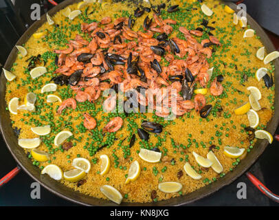 Paella, Boroughs Market, London, UK Stock Photo