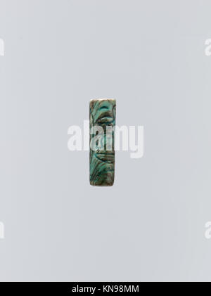 Cylinder seal with cartouche of Nebkaure (Amenemhat II) and the name of the royal daughter MET DP220132 555113 Stock Photo