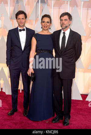 HOLLYWOOD, CA - FEBRUARY 22:  Bennett Miller, Maya Rudolph and Paul Thomas Anderson attendst the 87th Annual Academy Awards at Hollywood & Highland Center on February 22, 2015 in Hollywood, California.   People:  Bennett Miller, Maya Rudolph and Paul Thomas Anderson Stock Photo