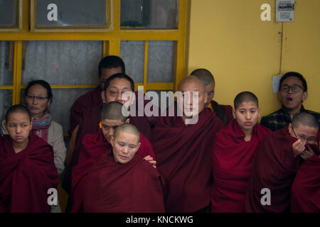 Tibetan monks gather at Dalai Lama Temple Complex in Mcleod Ganj, India Stock Photo