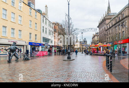 Dundee,Scotland,UK-Dercember 05,2017: The city centre of Dundee with people going about their christmas shopping. Stock Photo