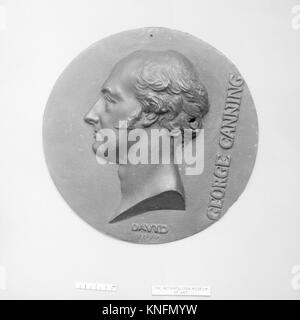 George Canning (1770 1827), British conservative statesman MET 31543 188444 Artist: Pierre Jean David d'Angers, French, Angers 1788?1856 Paris, George Canning (1770?1827), British conservative statesman, 1827, Bronze, cast - single, Diameter: 5 1/4 in. (13.3 cm). The Metropolitan Museum of Art, New York. Gift of Samuel P. Avery, 1898 (98.7.38) Stock Photo