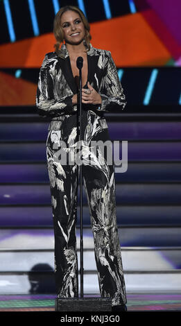 MIAMI, FL - AUGUST 20: Lucero onstage at Telemundo's 'Premios Tu Mundo' Awards 2015 at American Airlines Arena on August 20, 2015 in Miami, Florida  People:  Lucero  T Stock Photo