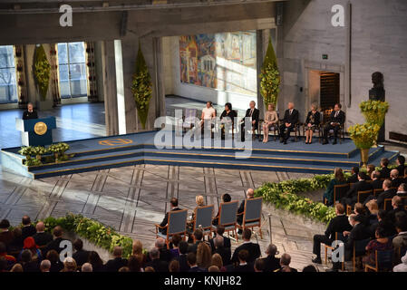 Oslo, Norway. 10th Dec, 2017. The Nobel Peace Prize 2017 is awarded to ICAN the International Campaign to Abolish Nuclear Weapons (ICAN) at City Hall in Oslo Norway. Credit: C) ImagesLive/ZUMA Wire/Alamy Live News Stock Photo