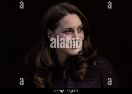 London, UK. 12th Dec, 2017. The Duchess of Cambridge arrives at the Rugby Portobello Trust in Kensington to join the ‘Magic Mums’ Christmas party with children and families to celebrate the work of the trust. The trust and the centre staff have been pivotal in supporting people affected by the Grenfell Tower fire. Credit: Guy Corbishley/Alamy Live News Stock Photo