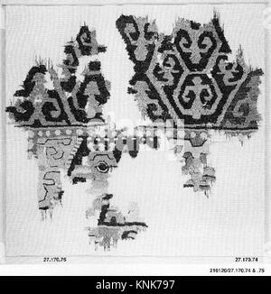 Fragment, Wool; tapestry weave, 9th-10th century, Attributed to Iraq or Egypt Stock Photo